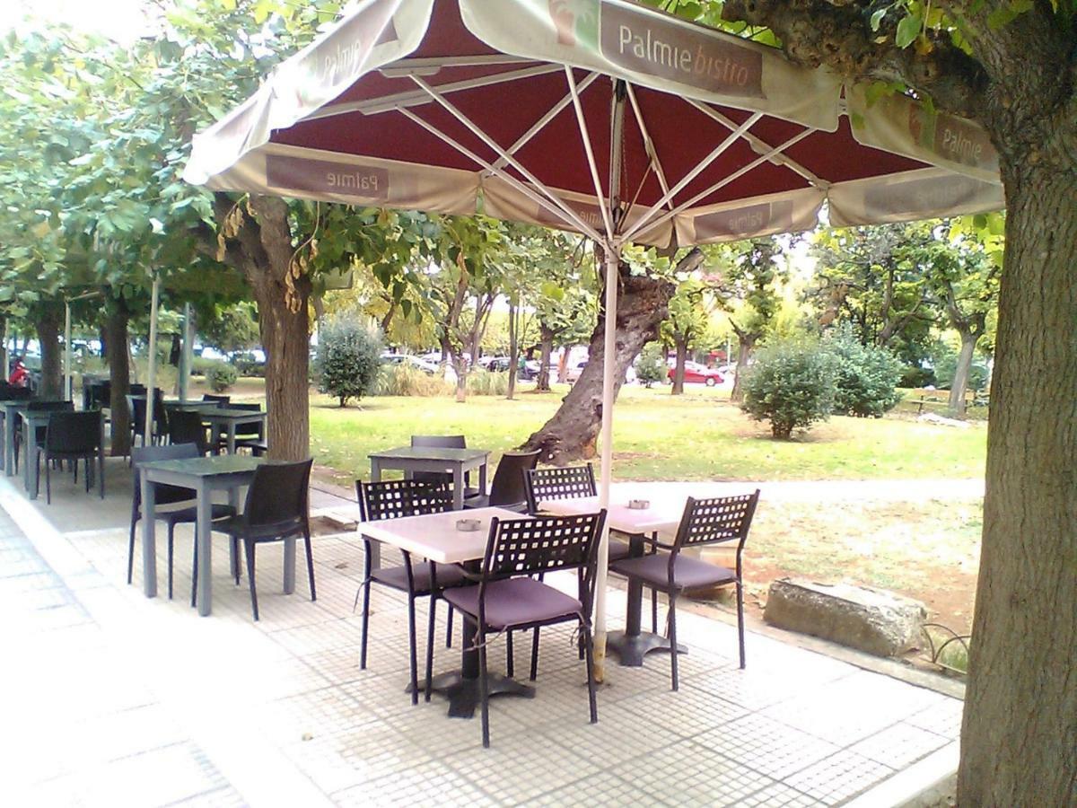 Tranquil Central Apt, Behind Athens Caravel Area Ngoại thất bức ảnh